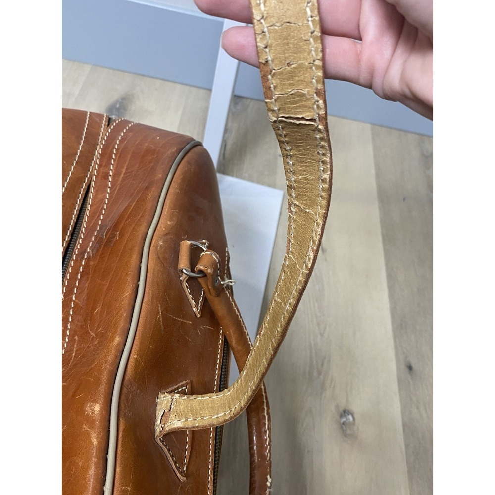 Vintage 70's Tan Leather Duffel Bag Weekend Travel Carry On Luggage Brown Pocket - Picture 9 of 14